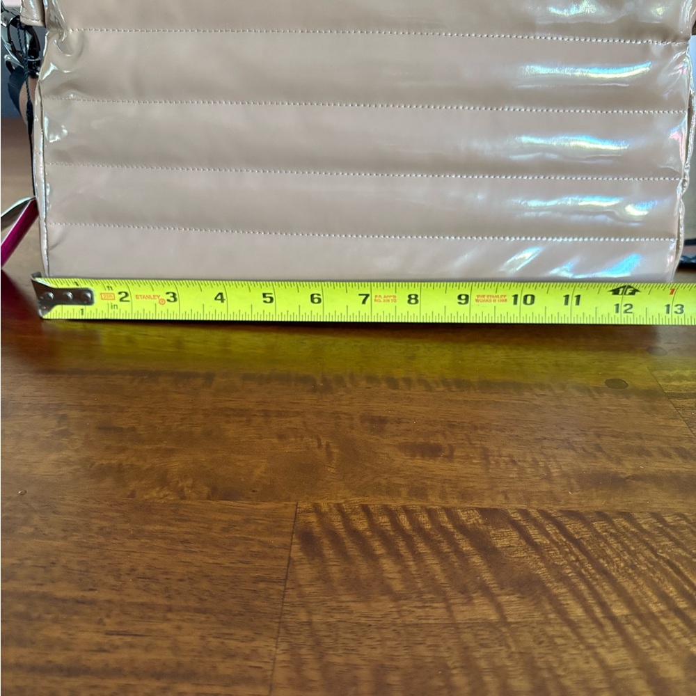 NWT Think Royln Quilted Women's Bag With Pouch - Picture 5 of 15